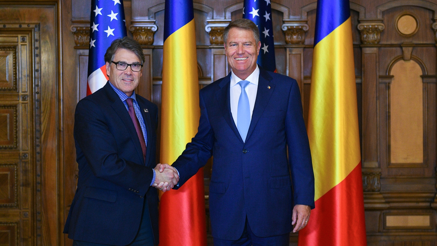 Vocea.biz - Klaus Iohannis şi Rick Perry au evocat ...